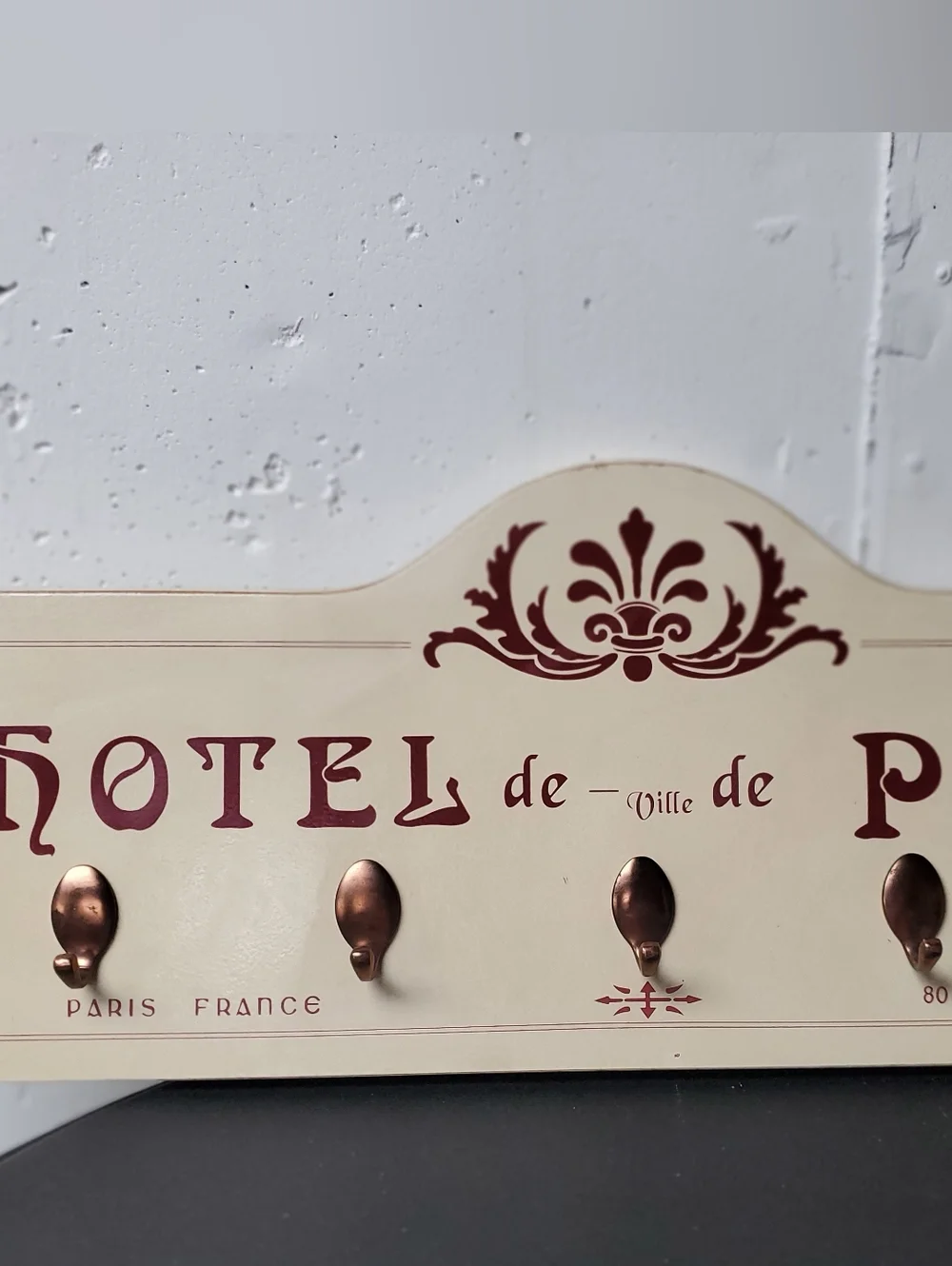 Vintage Style 'Hotel de Paris' Cream Wall Hook Rack